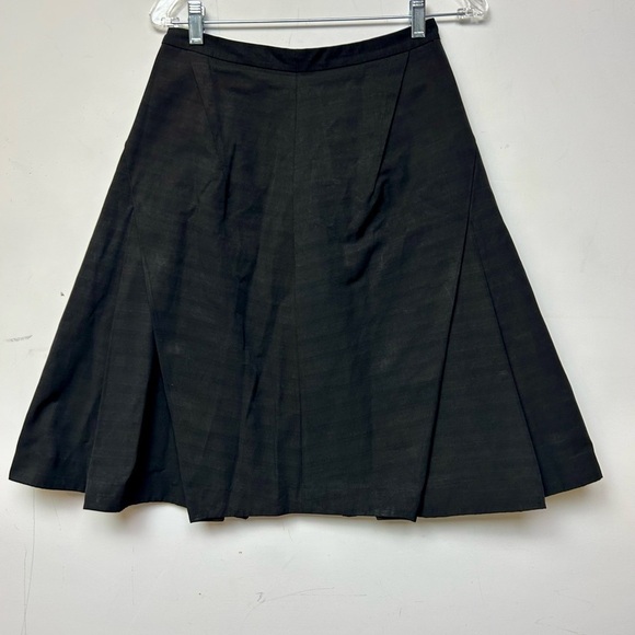 SINCLAIRE BLACK FLARE Pleated Zip Back Knee length Skirt Size 4 - Picture 3 of 11
